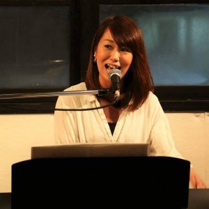 高井麻奈由